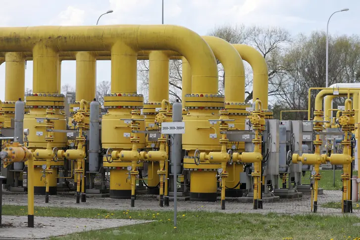 Русия спира доставките на газ по ключов полски газопровод
