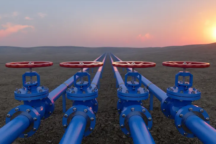 Руски експерт: По-евтиният американски газ за България е с политически мотиви