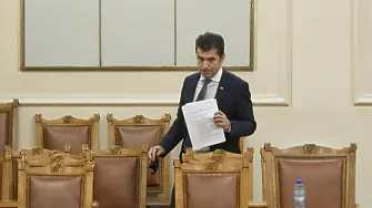 Депутатите изслушват Кирил Петков