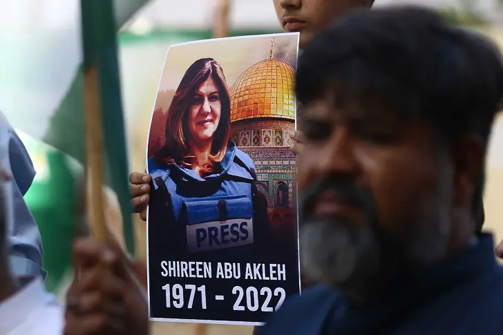 Репортерката на „Ал Джазира” може да е загинала от куршум на елитна израелска част