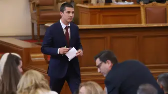 Мирослав Иванов от ПП остава зам.-председател на НС