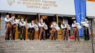 Националният фолклорен конкурс „Широка лъка пее, свири и танцува“ ще се проведе през юни 