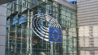 ЕС харчи 300 милиарда евро за замяна на руските енергоизточници