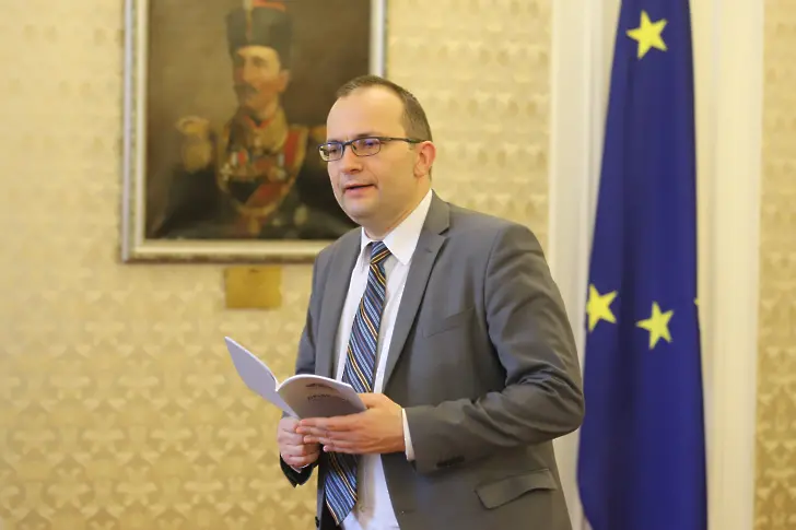 Мартин Димитров: Прагът от 100 хил. лева за регистрация по ДДС е приет 