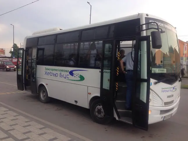 Недоволство на пътници прекрати протеста на превозвачи в Пазарджик