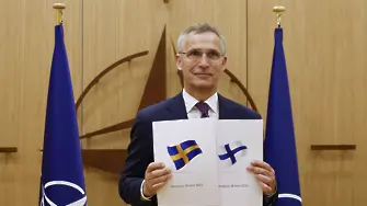 Столтенберг: Горещо приветствам заявленията на Финландия и Швеция за присъединяване към НАТО
