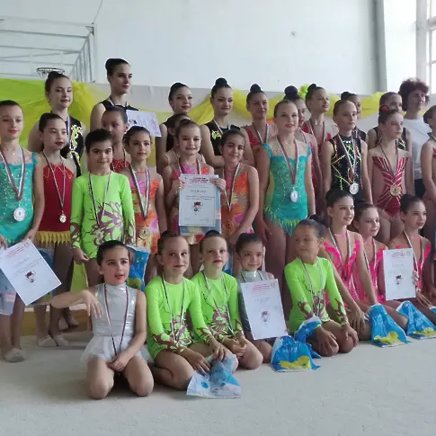 Малки грации от ИНУ Христо Ботев – Плевен са с призови места от турнир по художествена гимнастика