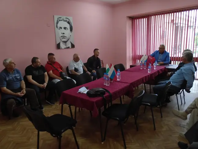 Бойко Клечков се срещна с жители на Сапарева баня в приемния си ден