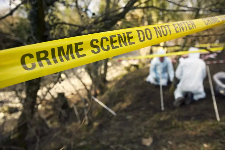 Откриха седем тела, заровени в гориста местност край София 