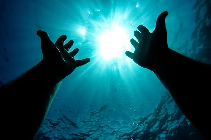 Защо страхът от дълбока вода е реален