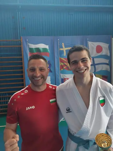 Тодор Настев от СК Дарис на Европейското по Олимпийско карате за мъже 