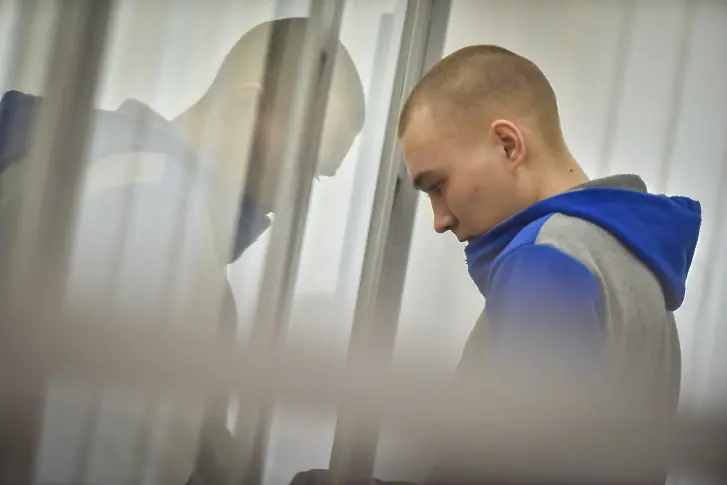 Руският войник, подсъдим за военни престъпления, е осъден на доживотен затвор