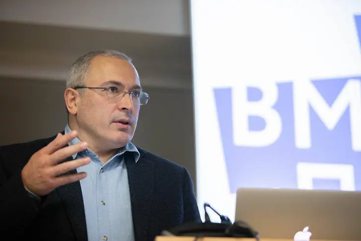 Ходорковски призова Запада да достави тежки оръжия на Украйна