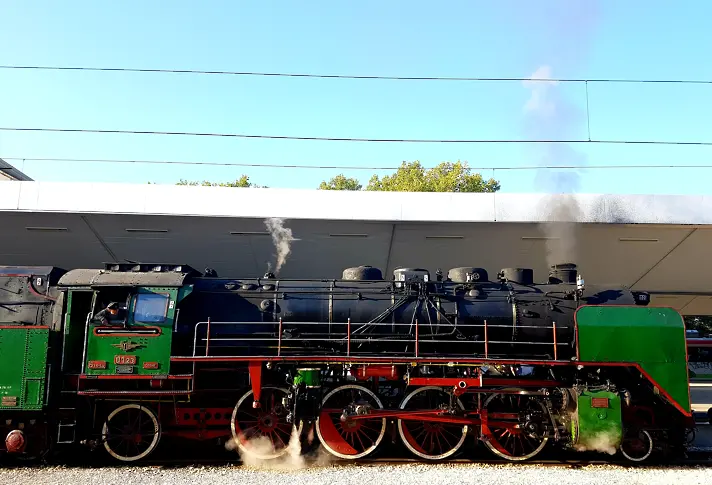 БДЖ организира няколко пътувания с парен локомотив по теснолинейката в началото на юни
