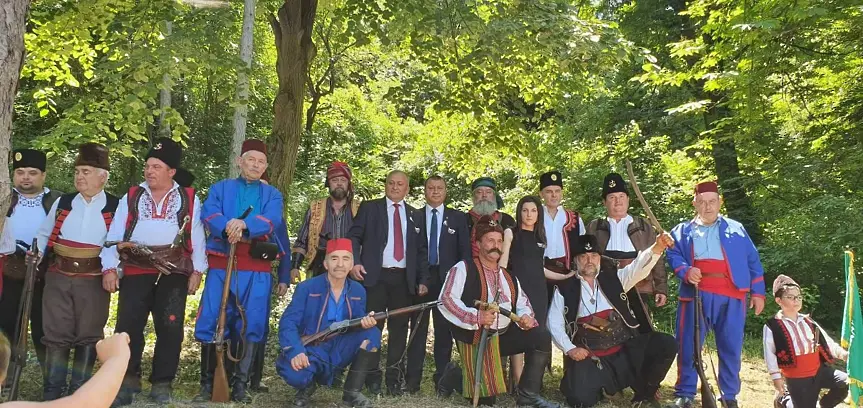 Възстановка на битката на четата на Филип Тотю се проведе край с. Върбовка
