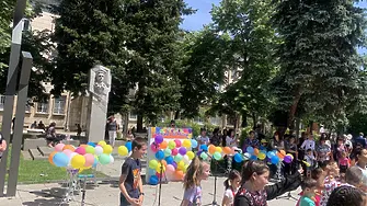 Хепънинг „Балони с бонбони“ организира ПП ГЕРБ за децата на Враца