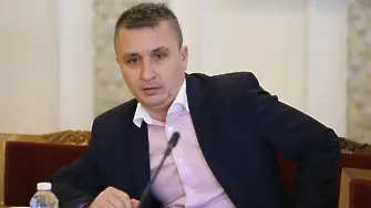 Александър Николов: България е най-добра страна за инвестиции във ВЕИ