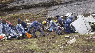 Откриха телата на 20 загинали в авиокатастрофата в Непал