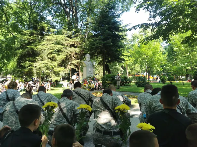 Пловдив се преклони пред Ботев и загиналите за свободата на България