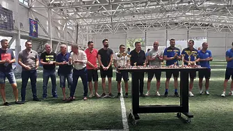 Спортни легенди се събраха на  футболен турнир в „Източен“