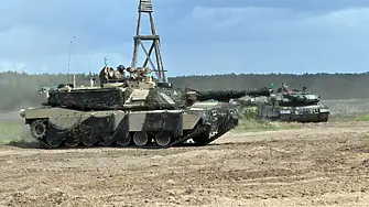 „Шпигел”: Германия отказва да доставя танкове на Украйна, за да не бъдат използвани на руска територия