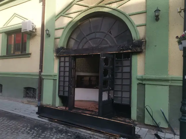 Певец подпалил българския културен дом „Иван Михайлов“ в Битоля