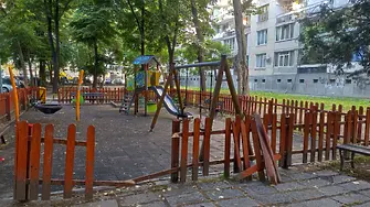 Вандали вилняха на детска площадка