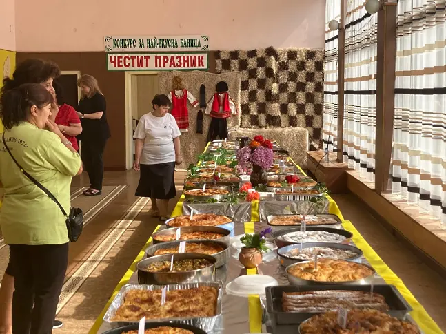 120 баници опекоха кулинари на празника във врачанското село Баница