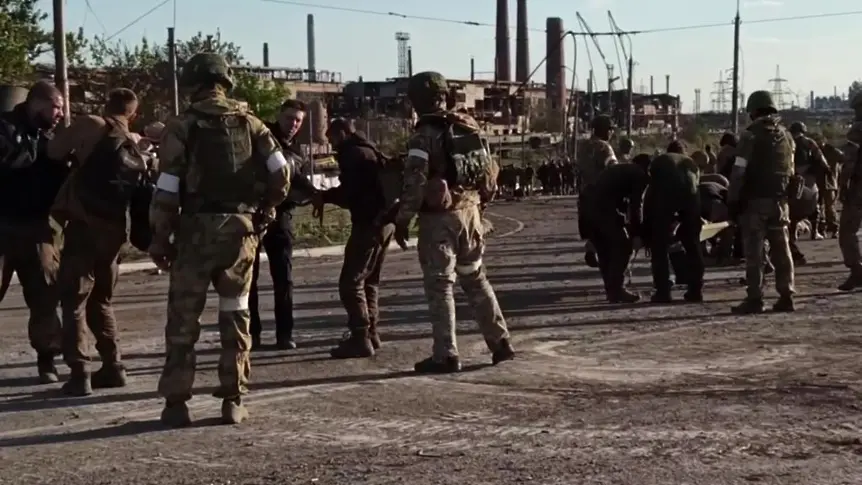 Командирите на бойците, защитавали „Азовстал”, са били прехвърлени в Русия за разследване