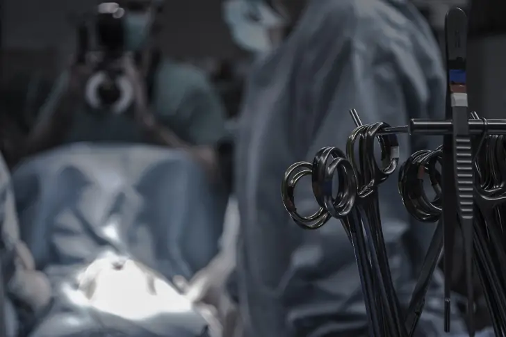 Хирург беше осъден за несполучливи трансплантации в Швеция