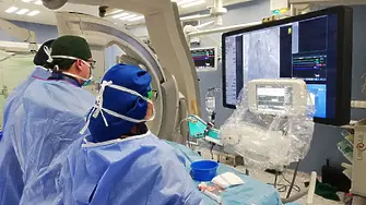 За стотен път сърдечният екип (heart team) в "Сърце и Мозък" извърши смяна на аортна клапа по безкръвен метод