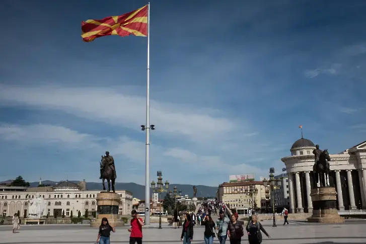 СДС ще подкрепи френското предложение за РС Македония