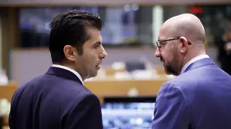 Петков в Брюксел: Видях силно очакване България да вдигне ветото