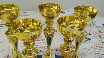 Рекорден брой награди за Арт школа "Колорит" от Международен фестивал в Израел