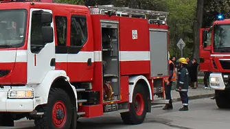 Разследват причините за пожар в Бойчиновци