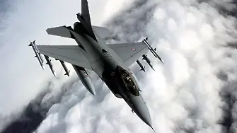 Панайотов: До броени дни започва изграждането на първия изтребител F-16 за България