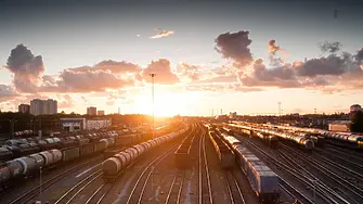 Лондон помага на Киев да възстанови железопътните си линии