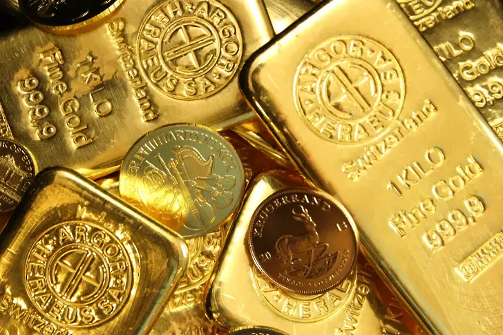 Четири държави от Г-7 налагат забрана за износ на злато от Русия