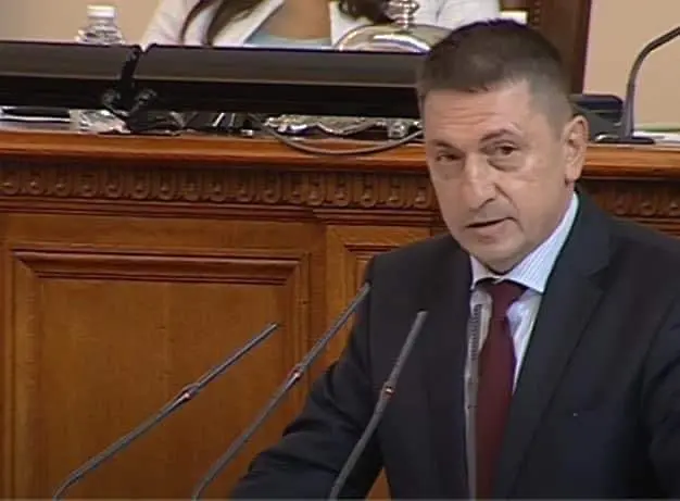 Христо Терзийски : Парламентът коригира и пренебрежителното отношение на министъра на вътрешните работи в оставка, който 