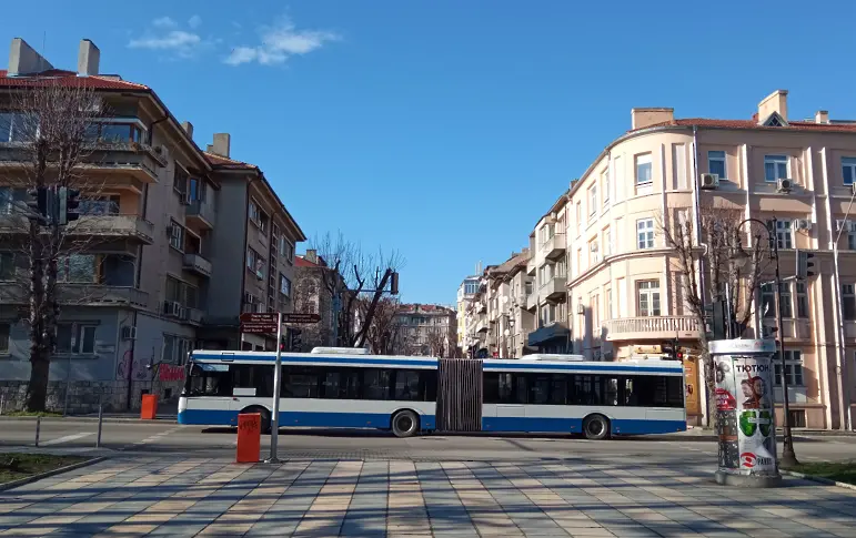 Автобусна линия във Варна с двама превозвачи с отделни билети
