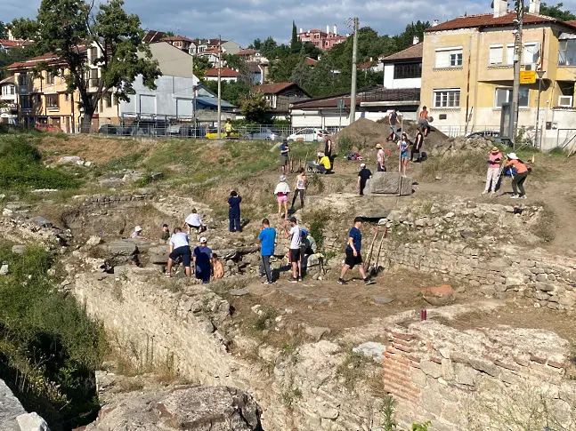 Подновиха отново археологическите разкопки на „Източна порта на Филипопол“
