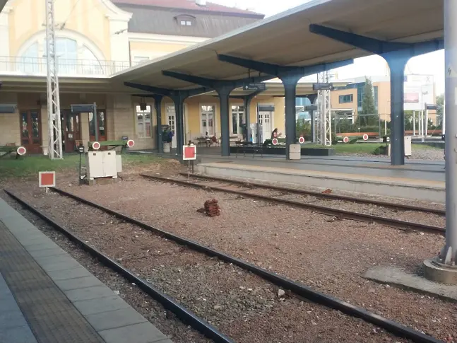 Пуснаха анонимка за бомба на ЖП гарата в Бургас 