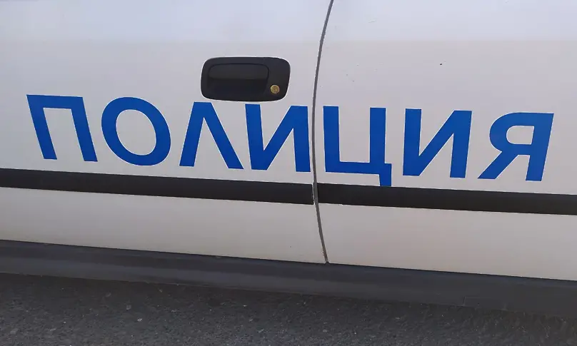 Младеж е задържан за кражба и притежание на наркотици