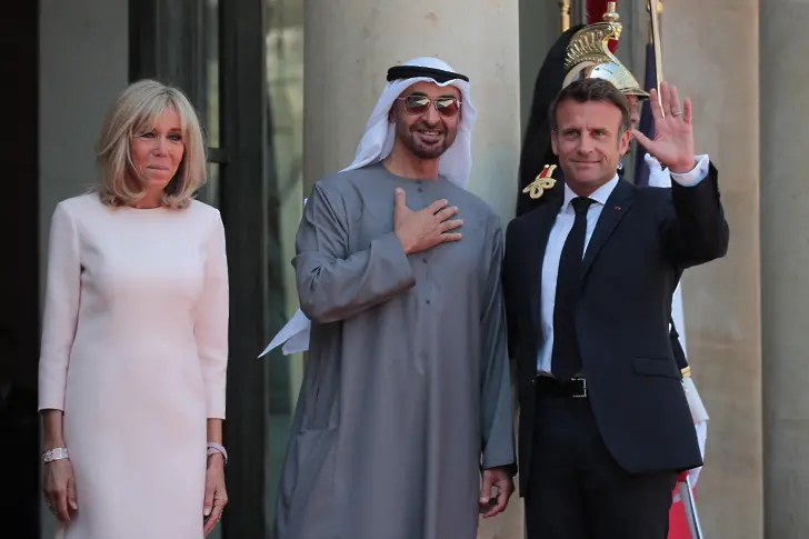 Макрон договаря дизеловото гориво с лидера на ОАЕ в Париж