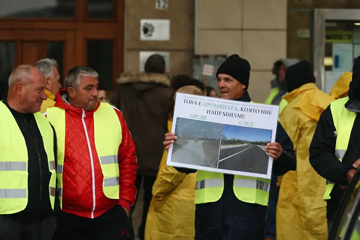 Пътните строители излизат отново на протести в цялата страна