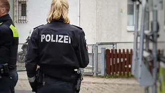 Полицайка стана известна със своя танц по време на прайда в Германия (видео)
