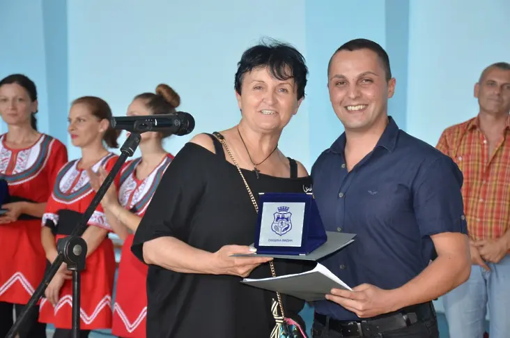 Над 100 самодейци се включиха в конкурса „Надиграване край Дунав“