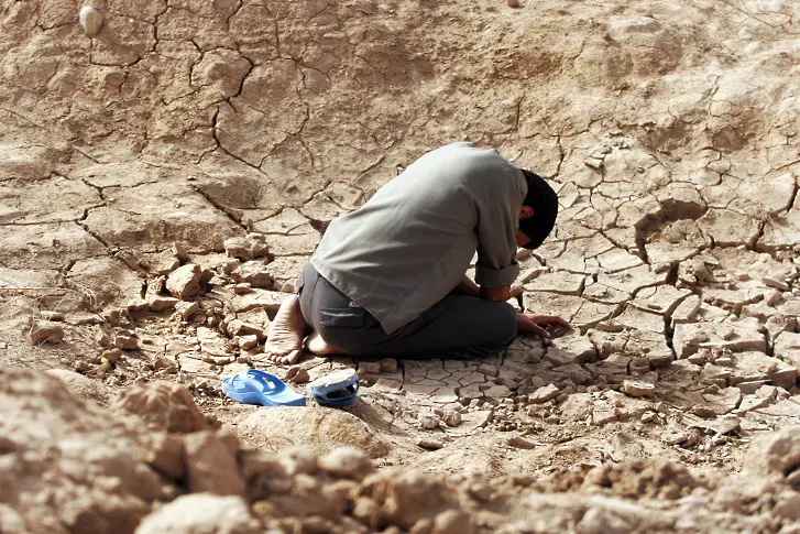 Ужасяваща находка: Масов гроб с близо 30 тела открит в Сирия