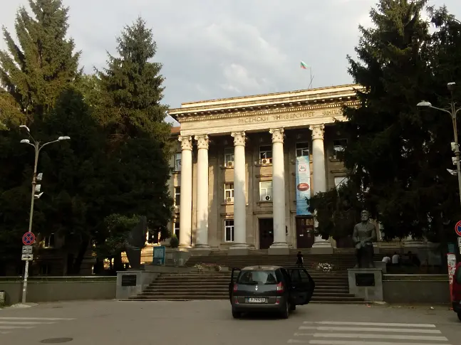 Русенският университет е сред трите университета в България с най-голяма финансиране за осъществяване на мобилности в страни извън ЕС