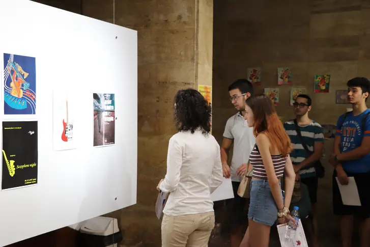 С изложбата „Плакатите говорят“ приключи проектът  на библиотеката „За плакатите – дигитално и реално“